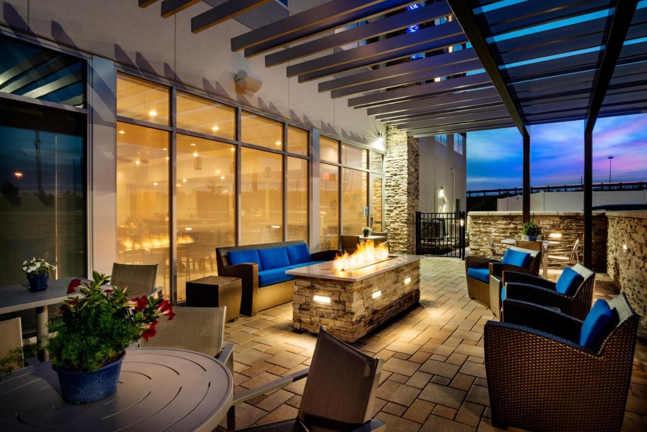 Express & - Cincinnati North - Liberty Way By Ihg West Chester